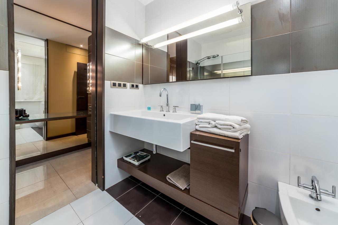 Appartamento Travel Habitat Ático Ciutat Vella. Valenza Esterno foto
